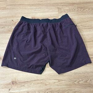 Lululemon shorts size large
